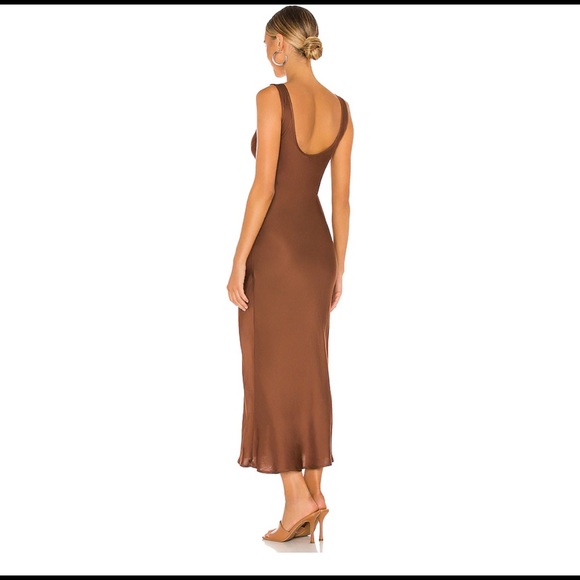 Cali Dreaming Simple Slip Dress in Tawny Xsmall - Picture 3 of 8